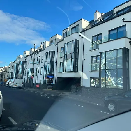 Ocean Breeze Apartment Portrush Exterior photo